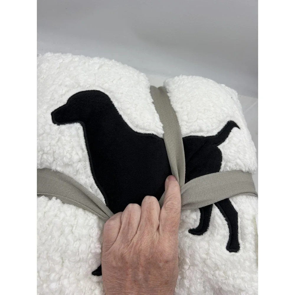 Woolrich Sherpa Throw Blanket & Pillow Set 50x60 Plaid Dog Silhouette 16x16